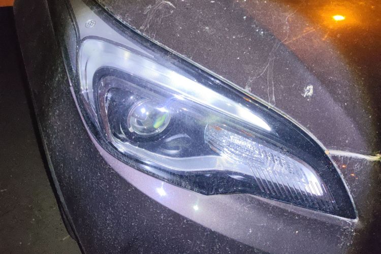 别克 昂科威 2019款 20T 两驱精英型 国V车身外观8