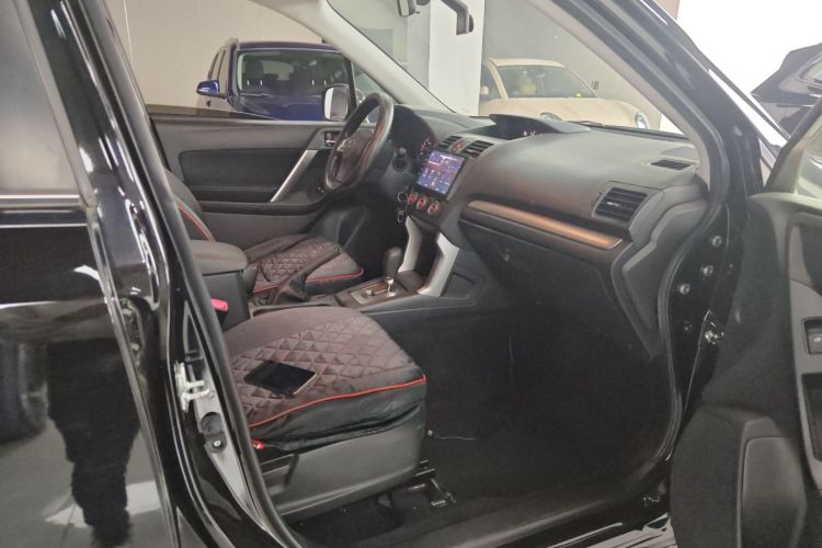 斯巴鲁 森林人 2014款 2.0i 自动舒适版局部细节41