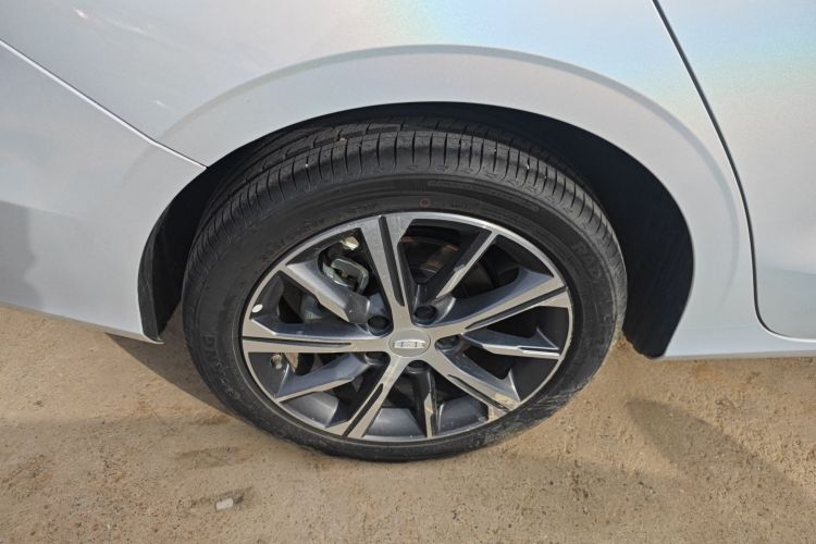 吉利汽车 帝豪 2022款 第4代 1.5L CVT旗舰型车身外观6008