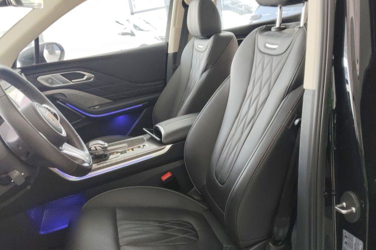 红旗HS7 PHEV 2024款 2.0T PHEV 四驱旗畅版 6座局部细节19