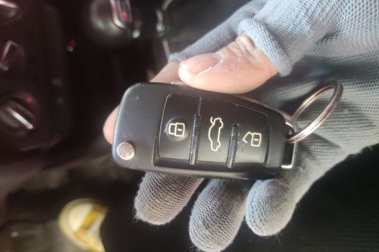 奥迪A1 2016款 30 TFSI Sportback Design风尚版中控内饰7001