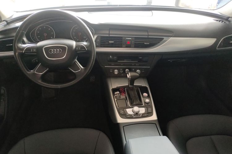 奥迪A6L 2014款 TFSI 标准型中控内饰12