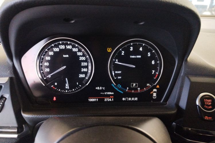 宝马1系 2019款 118i M运动套装中控内饰14