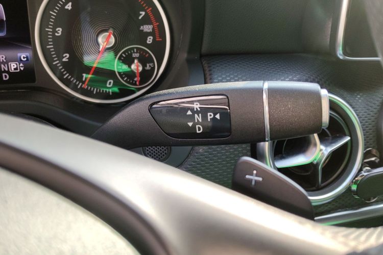 奔驰A级(进口) 2017款 A 180局部细节18