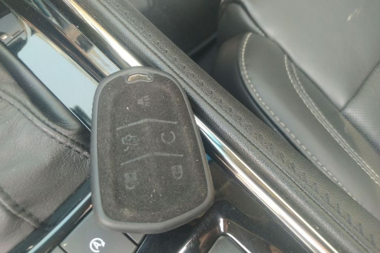 凯迪拉克ATS-L 2016款 28T 豪华型中控内饰11