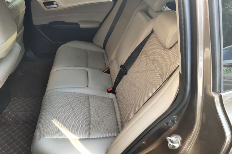 本田 杰德 2013款 1.8L 自动舒适版 5座中控内饰21