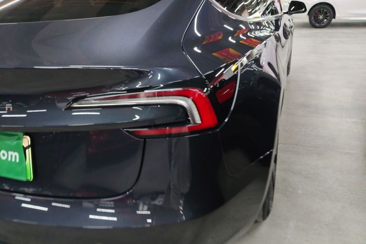 特斯拉 Model 3 2023款 长续航全轮驱动版车身外观6006