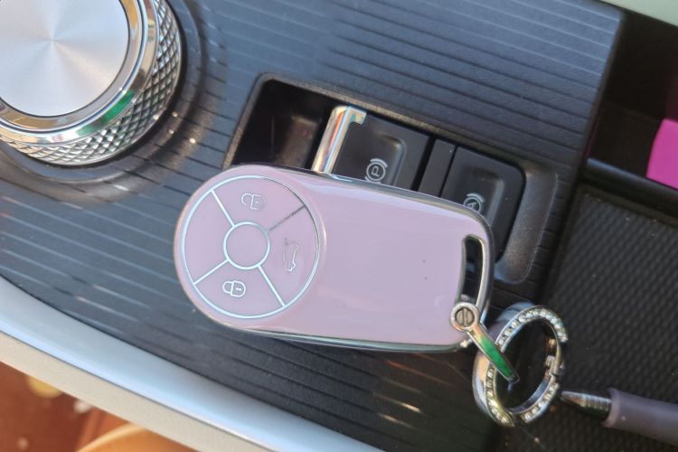 欧拉好猫 2022款 400km标准续航 尊贵型 磷酸铁锂中控内饰11