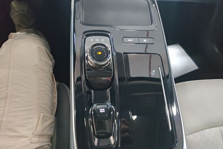 埃安 AION S Plus 2021款 60 智领版局部细节18