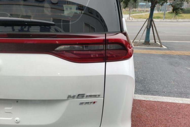 广汽传祺 传祺M6 2023款 PRO 270T DCT豪华版车身外观6006