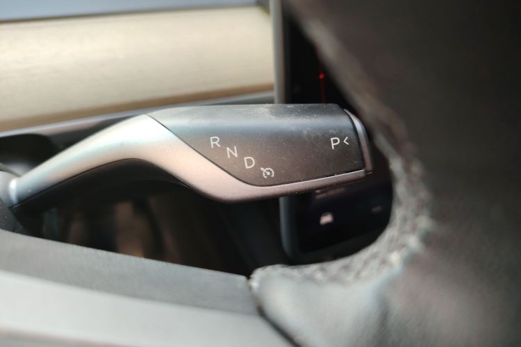 特斯拉 Model Y 2022款 改款 后轮驱动版局部细节18