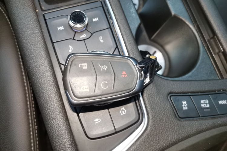 凯迪拉克XT6 2021款 2.0T 六座四驱风尚型中控内饰7001