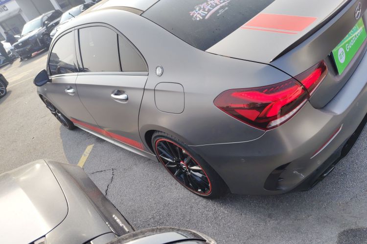 奔驰A级AMG 2021款 AMG A 35 L 4MATIC 炽夜特别版车身外观6003