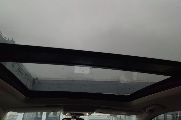 凯迪拉克XT5 2016款 25T 豪华型中控内饰22