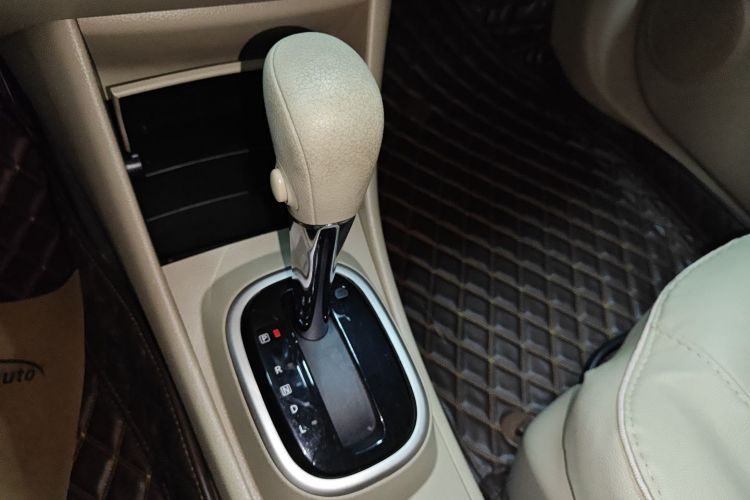 日产 轩逸 2019款 经典 1.6XE+ CVT智联领先版局部细节18