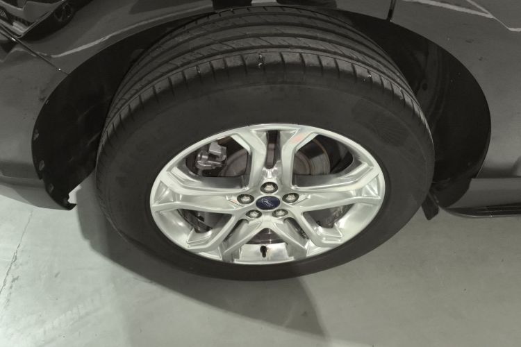 福特 锐界 2018款 EcoBoost 245 两驱豪锐型 7座 国V车身外观6002