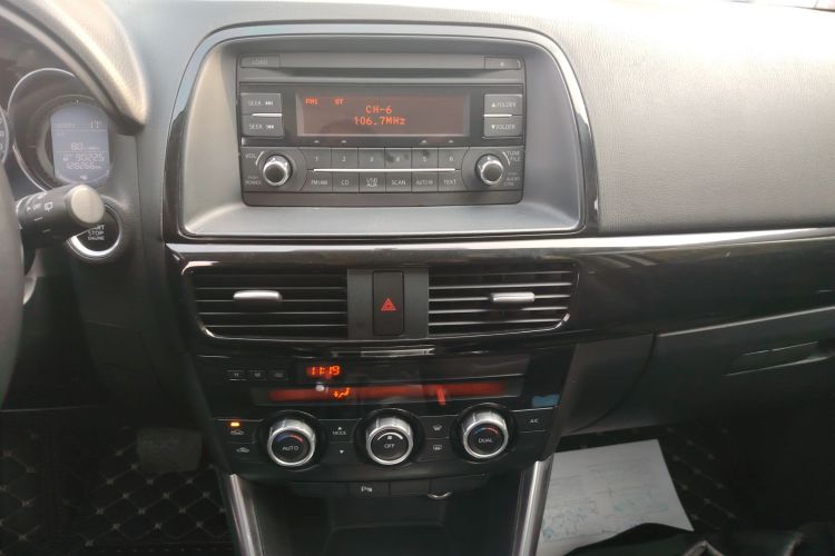 马自达CX-5 2014款 2.0L 自动两驱都市型局部细节16