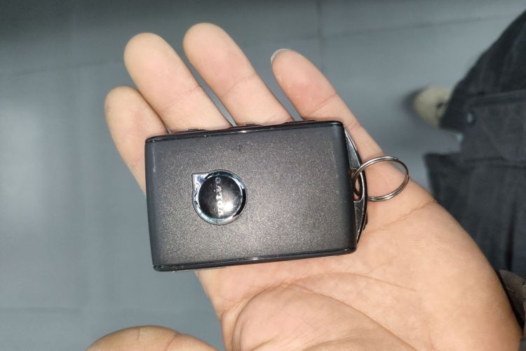 沃尔沃XC60 2026款 B5 四驱智远运动版中控内饰7001