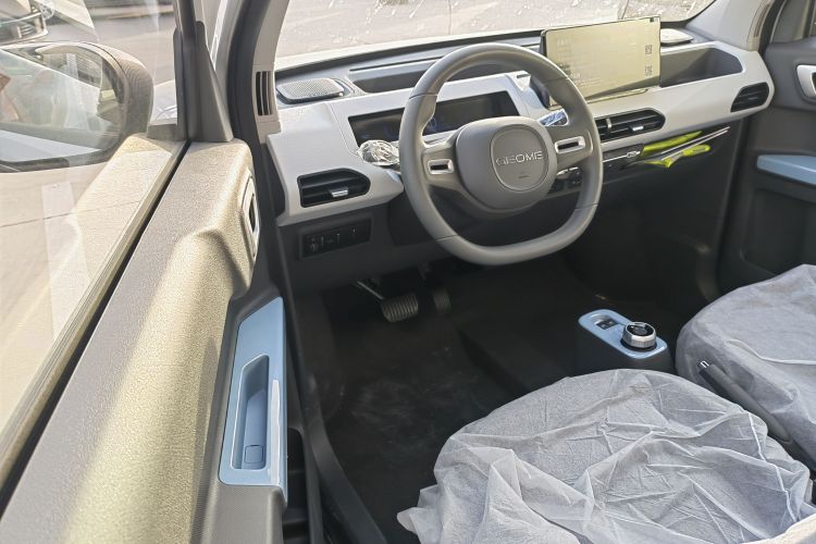 吉利银河 2024款 熊猫mini 200km 耐力熊中控内饰20