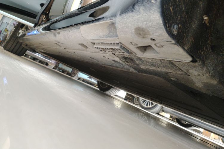 鸿蒙智行 享界S9 2024款 纯电 Ultra 四驱旗舰版局部细节9001