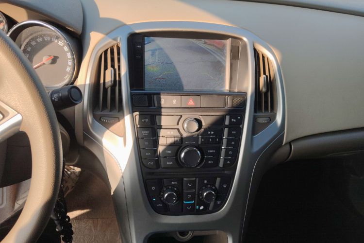 别克 英朗 2013款 GT 1.6L 自动时尚版局部细节16