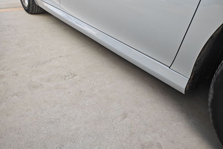 丰田 凯美瑞 2024款  双擎 2.0HG 尊贵版局部细节9001