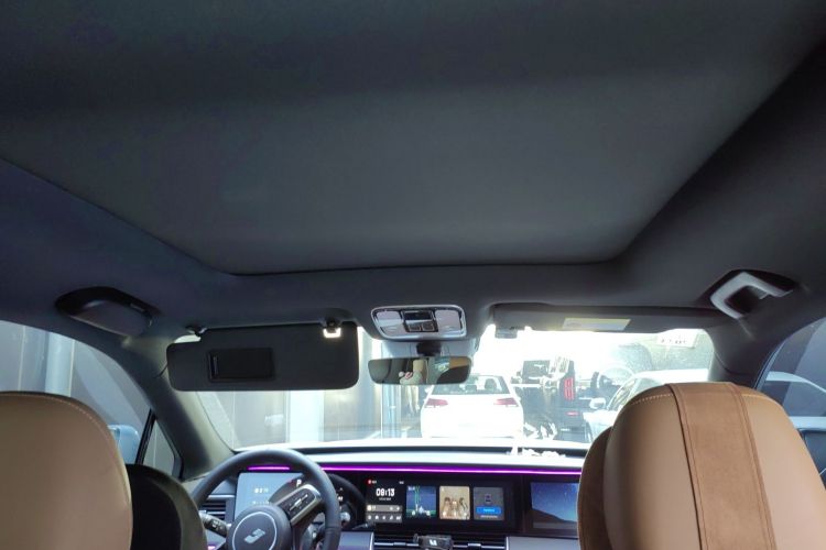 理想汽车 理想ONE 2021款 增程6座版中控内饰22