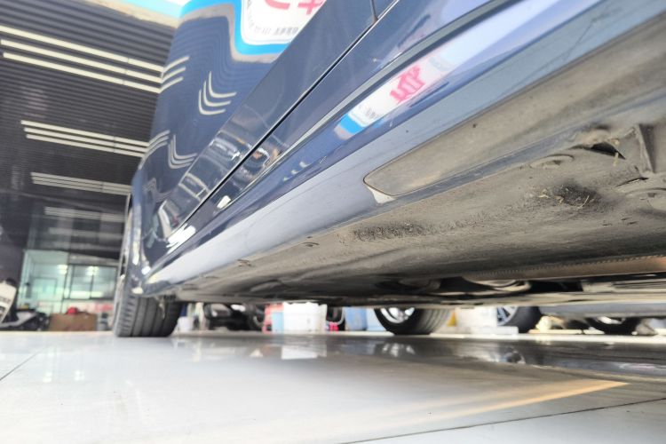 宝马4系 2022款 425i M运动曜夜套装局部细节9001