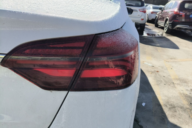 吉利汽车 帝豪 2018款 1.5L CVT向上互联版车身外观9