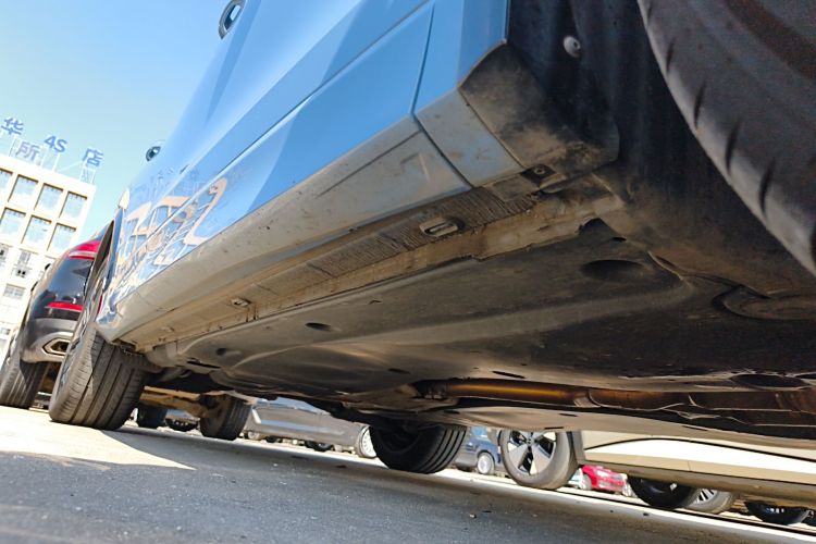 大众 途观L 2024款 PRO 380TSI 四驱R-Line智尊版局部细节9001