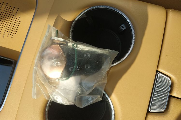 岚图汽车 岚图梦想家 2025款 PHEV 四驱旗舰鲲鹏版中控内饰7001