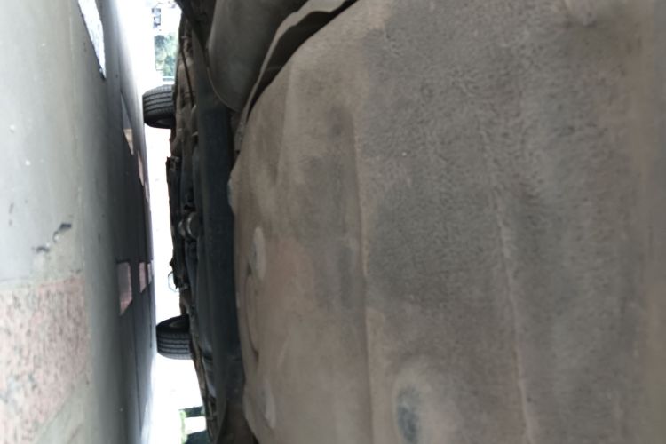 大众 朗逸 2013款 改款经典 1.6L 手动风尚版局部细节9008