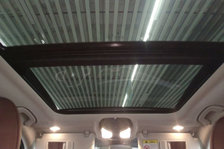 宝马3系 2022款 325Li M运动曜夜套装中控内饰22