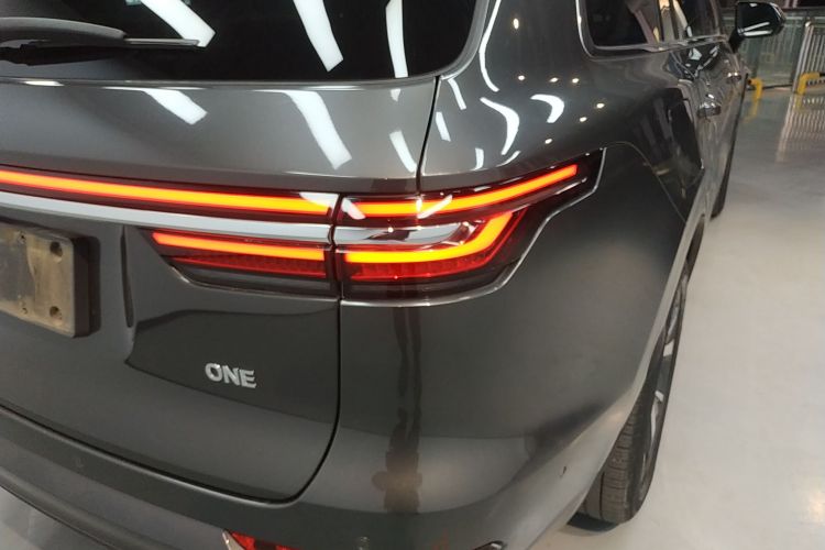 理想汽车 理想ONE 2021款 增程6座版车身外观6006