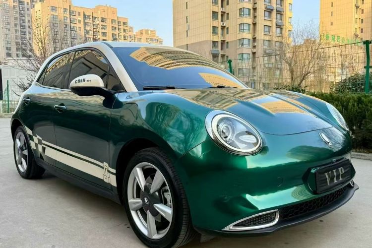 欧拉好猫 2021款 400km标准续航 雅典娜版 三元锂车身外观3