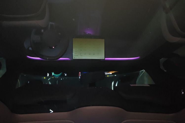 小米汽车 小米YU7 2025款 超长续航后驱版中控内饰22