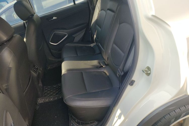 北京现代ix35 2019款 2.0L 自动两驱智勇·畅享版 国VI中控内饰7004