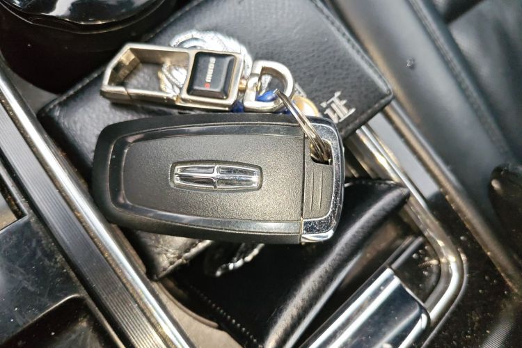 林肯 冒险家 2020款 2.0T 两驱尊享版中控内饰11