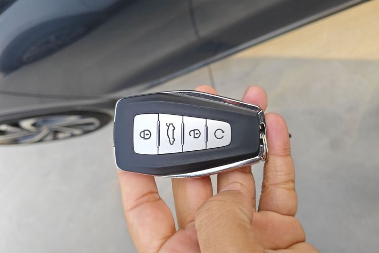 吉利汽车 星越L 2021款 2.0TD 高功自动四驱旗舰型中控内饰7001