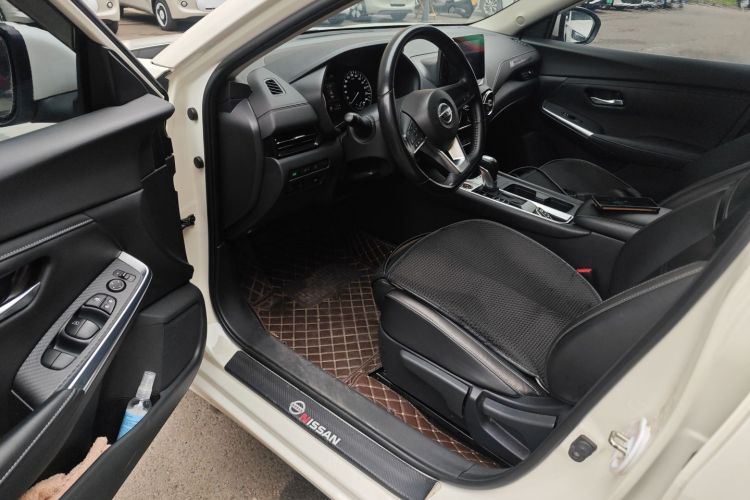 日产 轩逸 2021款 1.6L XL CVT悦享版中控内饰20