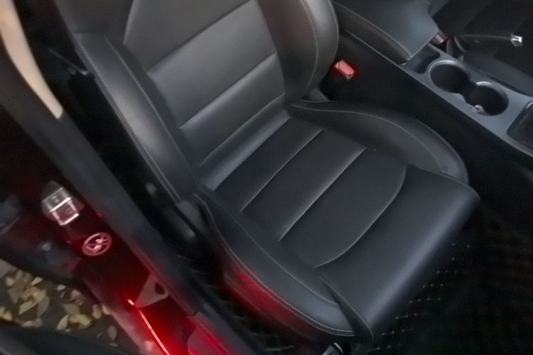 吉利汽车 帝豪 2018款 1.5L 手动向上互联版局部细节41