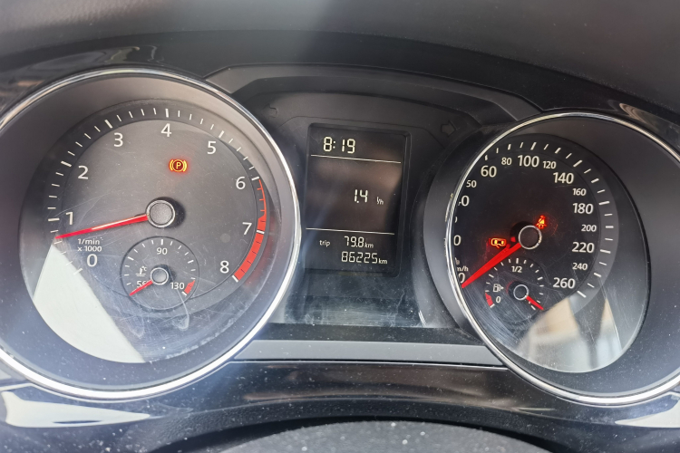 大众 速腾 2017款 230TSI 手动舒适型中控内饰15