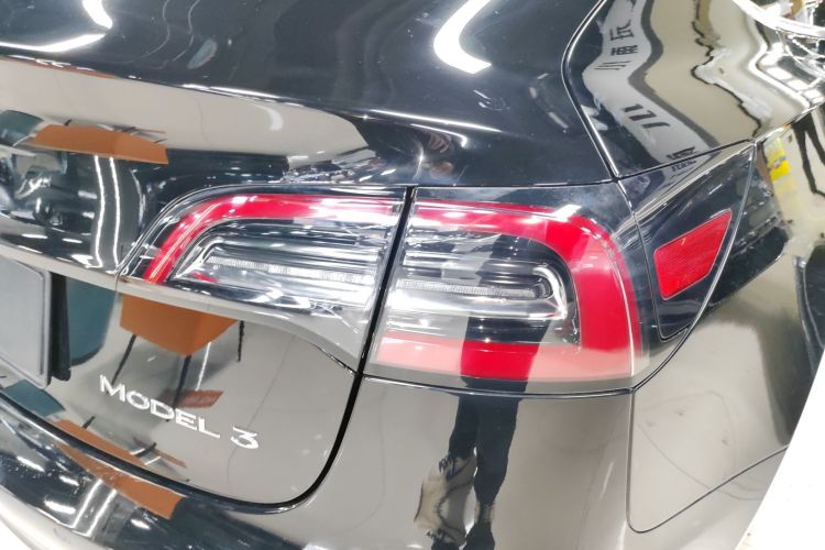 特斯拉 Model 3 2020款 改款 标准续航后驱升级版车身外观6006