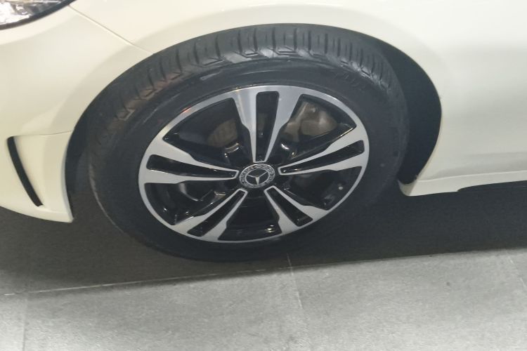 奔驰C级 2019款 C 260 运动版车身外观6002