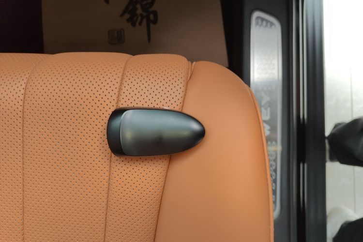 魏牌 蓝山 2025款 四驱 Max中控内饰7001