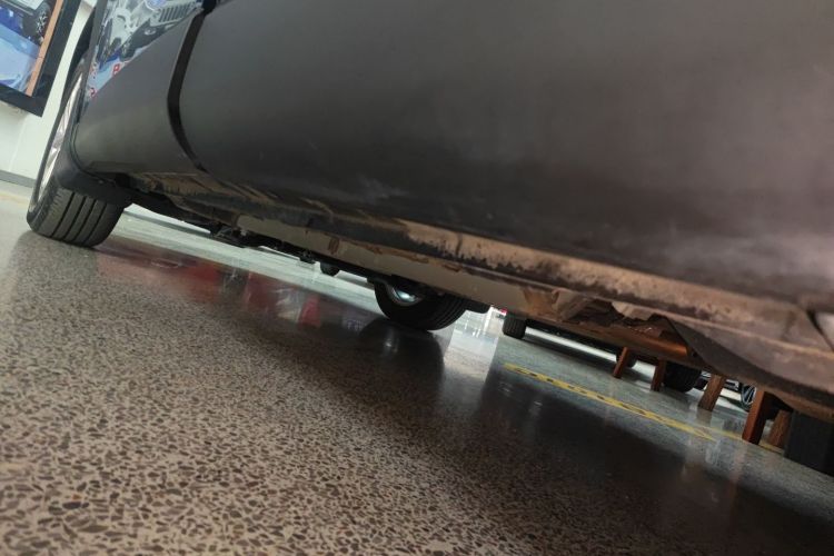 丰田 锋兰达 2024款 2.0L CVT精英plus版局部细节9002