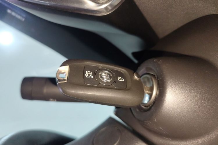 别克 威朗 2023款 Pro 乐享版中控内饰11