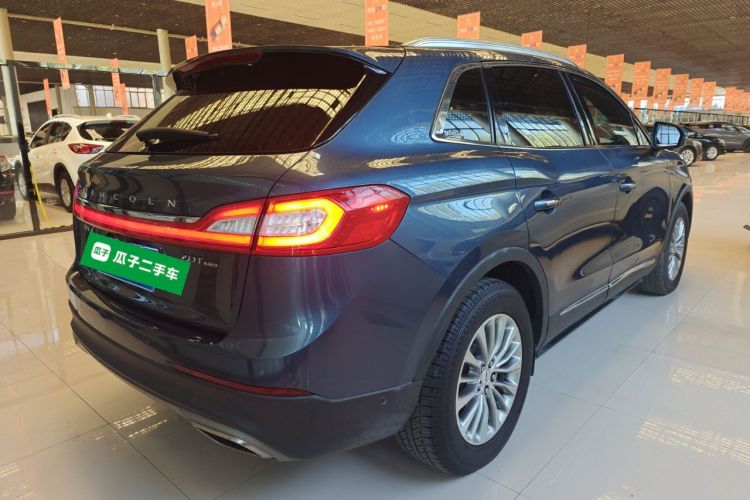 林肯MKX 2017款 2.0T 四驱尊雅版车身外观7