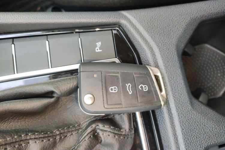 大众 朗逸 2024款 300TSI DSG星空领先版中控内饰11