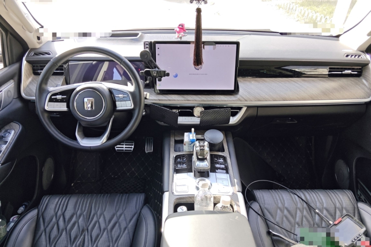 坦克500 2022款 3.0T 运动版 造境型 5座中控内饰7002
